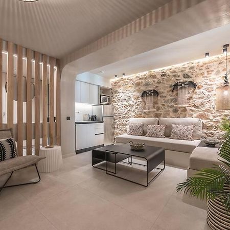 Apollonos 28 Luxury Suites Атина Екстериор снимка