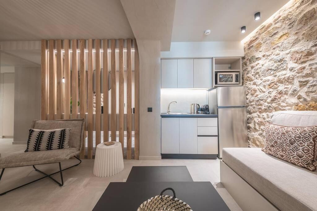 Apollonos 28 Luxury Suites Атина Екстериор снимка