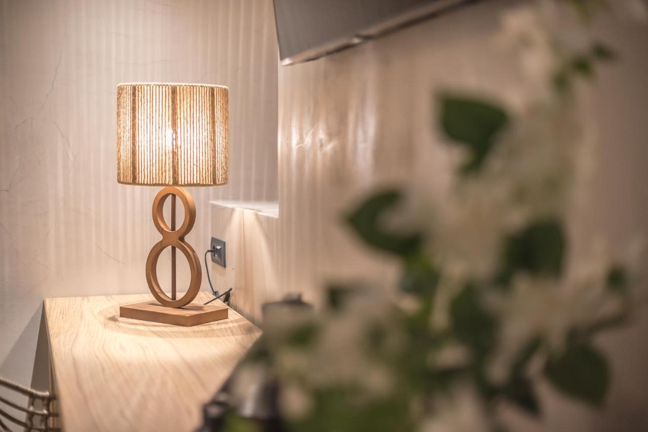 Apollonos 28 Luxury Suites Атина Екстериор снимка