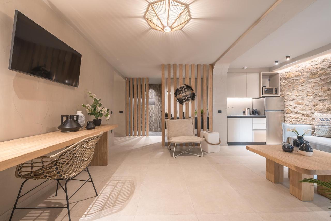 Apollonos 28 Luxury Suites Атина Екстериор снимка