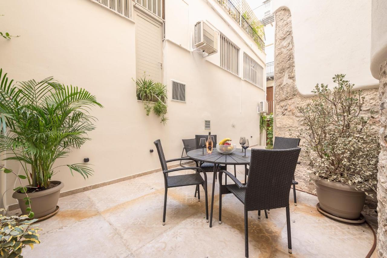 Apollonos 28 Luxury Suites Атина Екстериор снимка